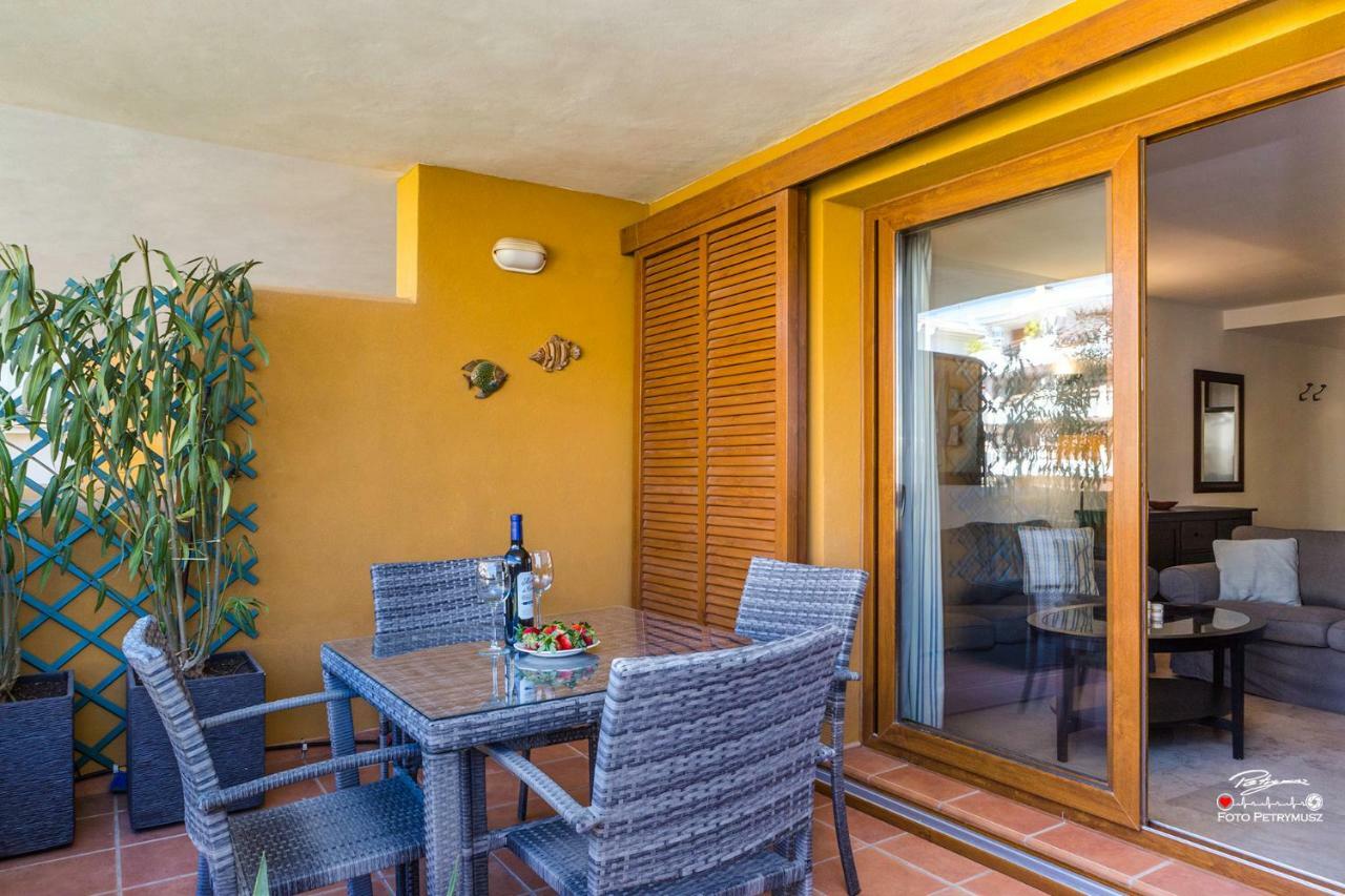 Apartamento BLUE muy cerca del mar Torrevieja Esterno foto