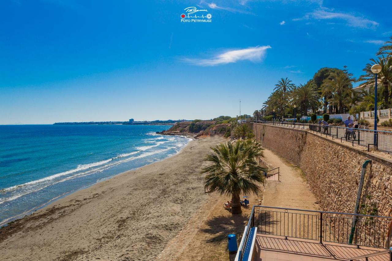 Apartamento BLUE muy cerca del mar Torrevieja Esterno foto
